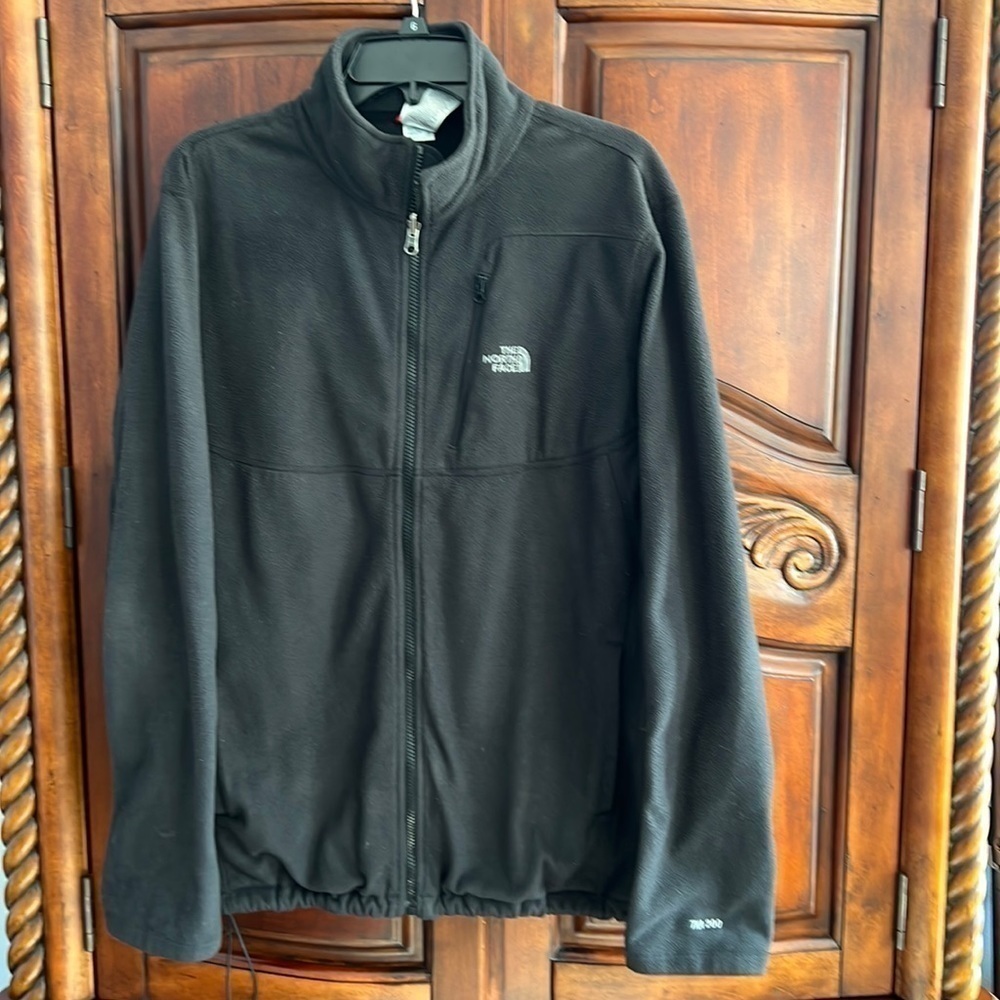 North Face TKA 200 black fleece jacket- size L